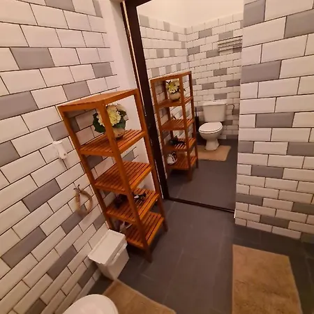 Zig Zag 4- Old Town Apartment *